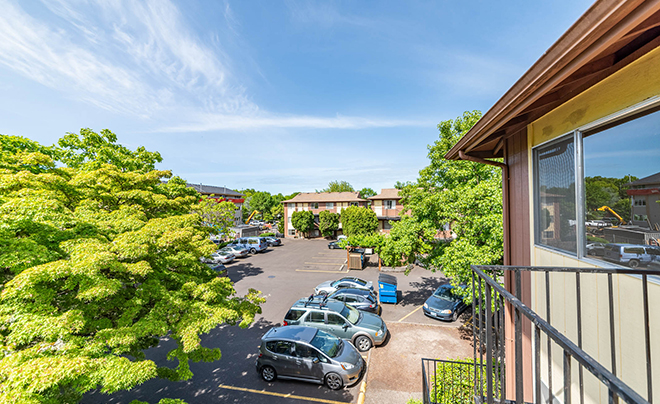  Fillmore Inn – 204 Studios