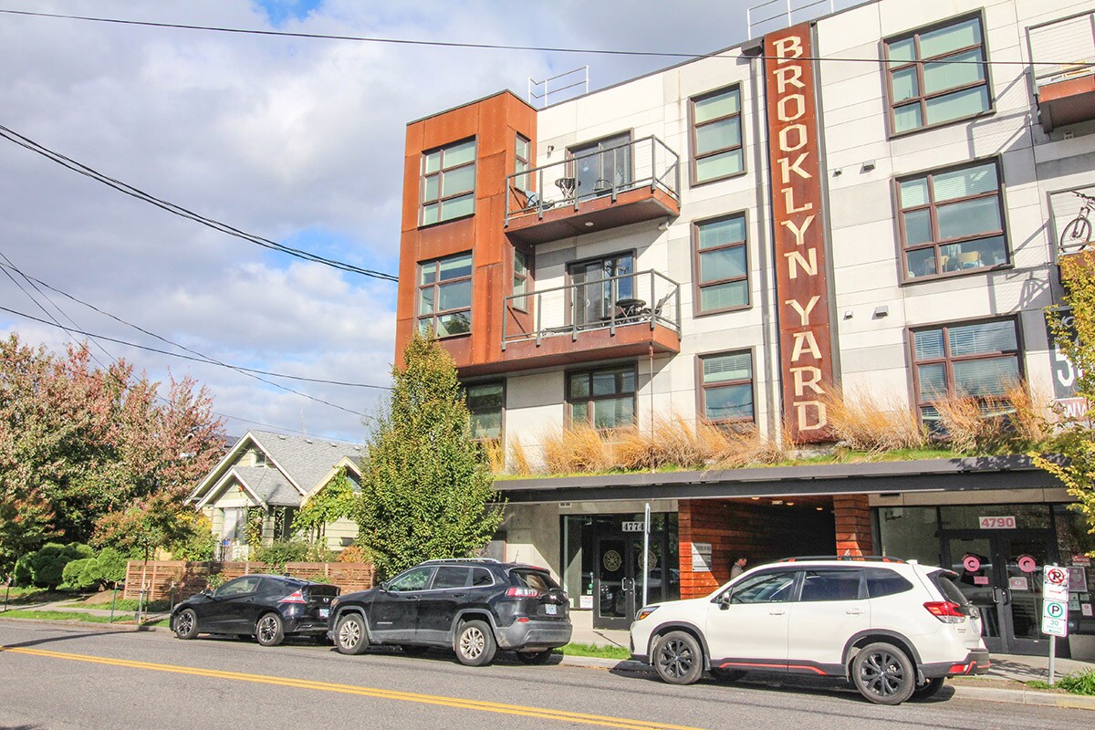  Brooklyn Yard Apartments | 46 Units + Retail